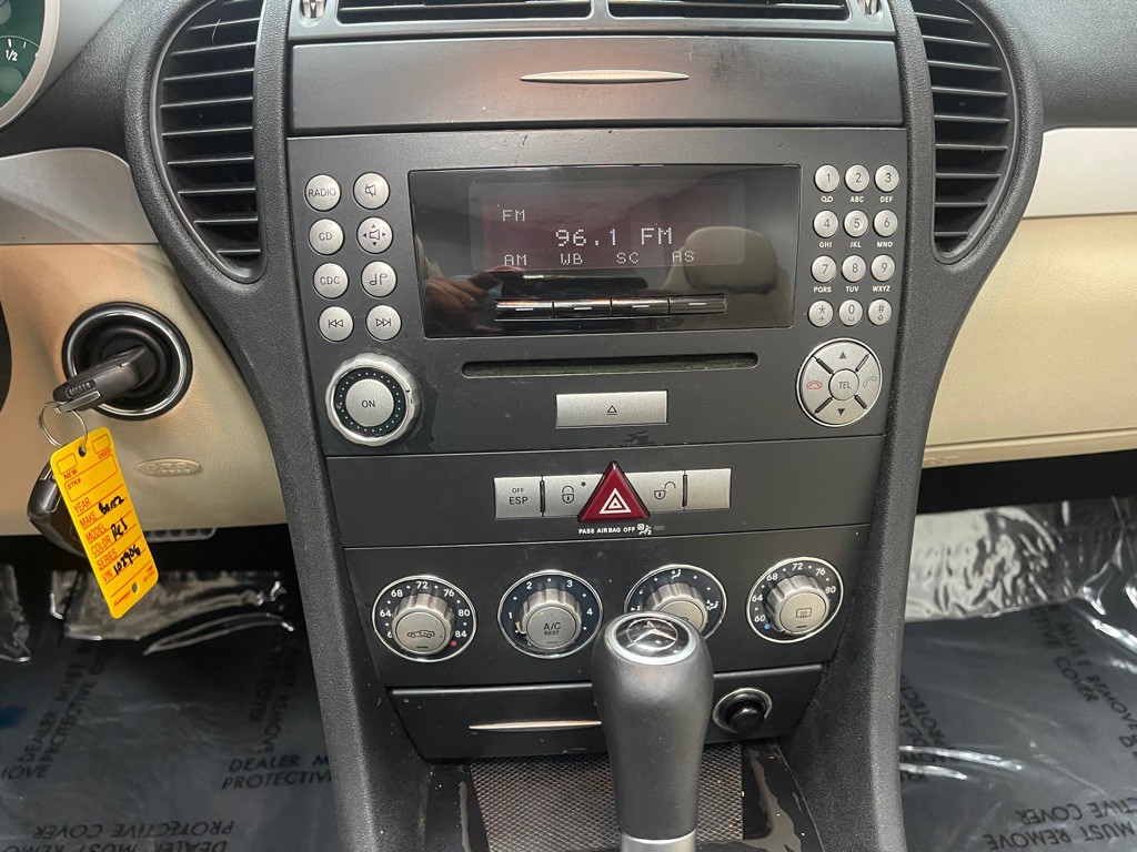 2006 Mercedes-Benz SLK-Class Image 25