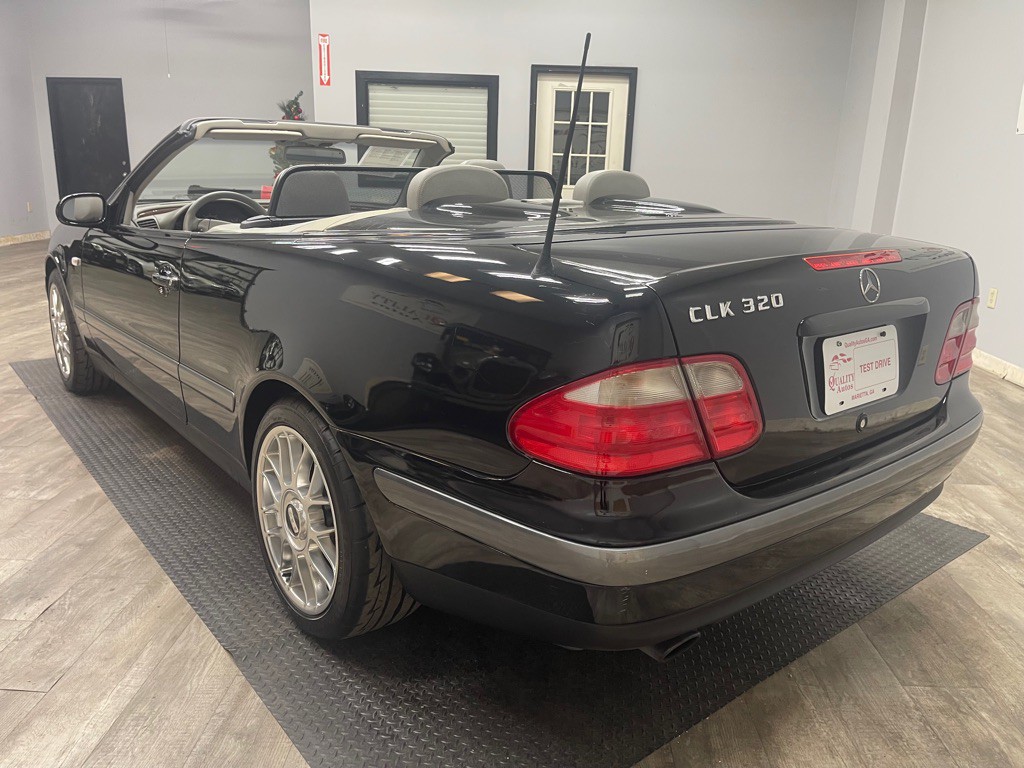 1999 Mercedes-Benz CLK-Class Image 40
