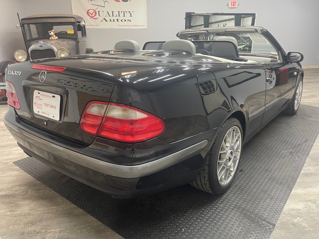 1999 Mercedes-Benz CLK-Class Image 42