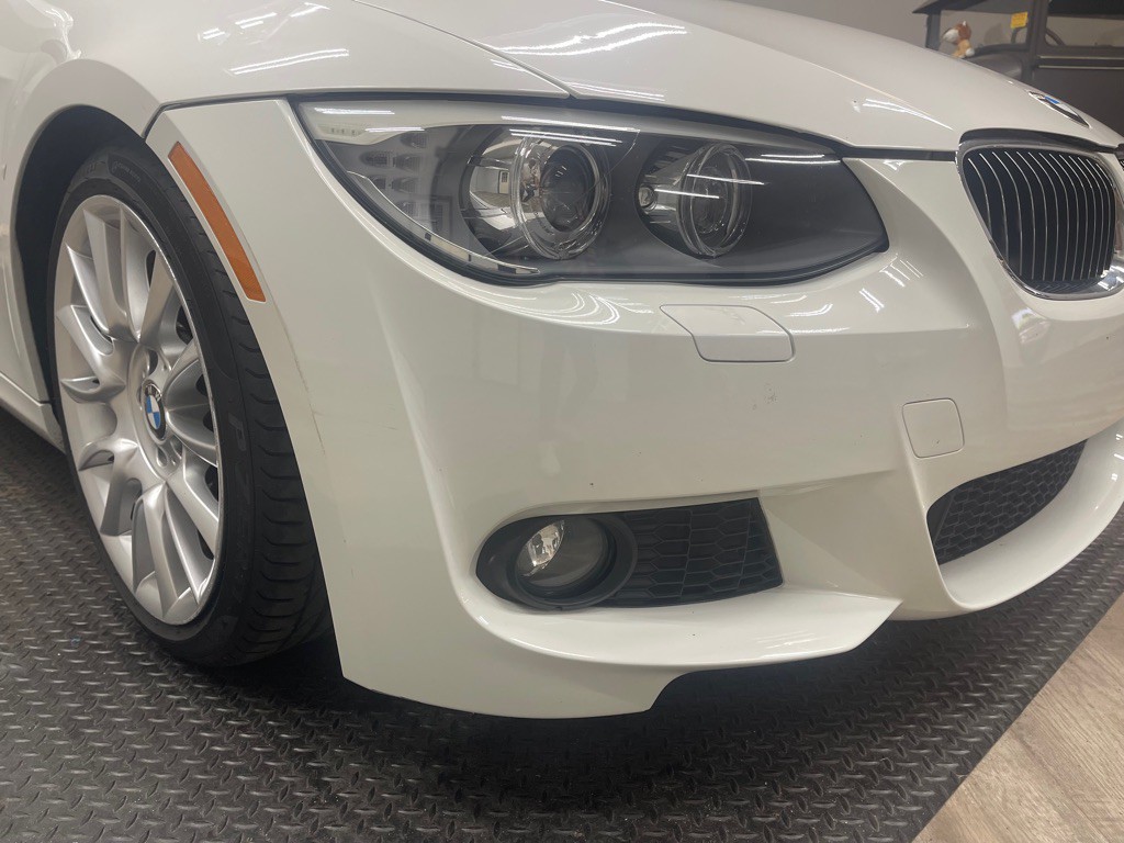 2013 BMW 3 Series Image 17