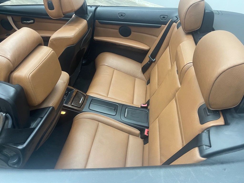 2013 BMW 3 Series Image 22