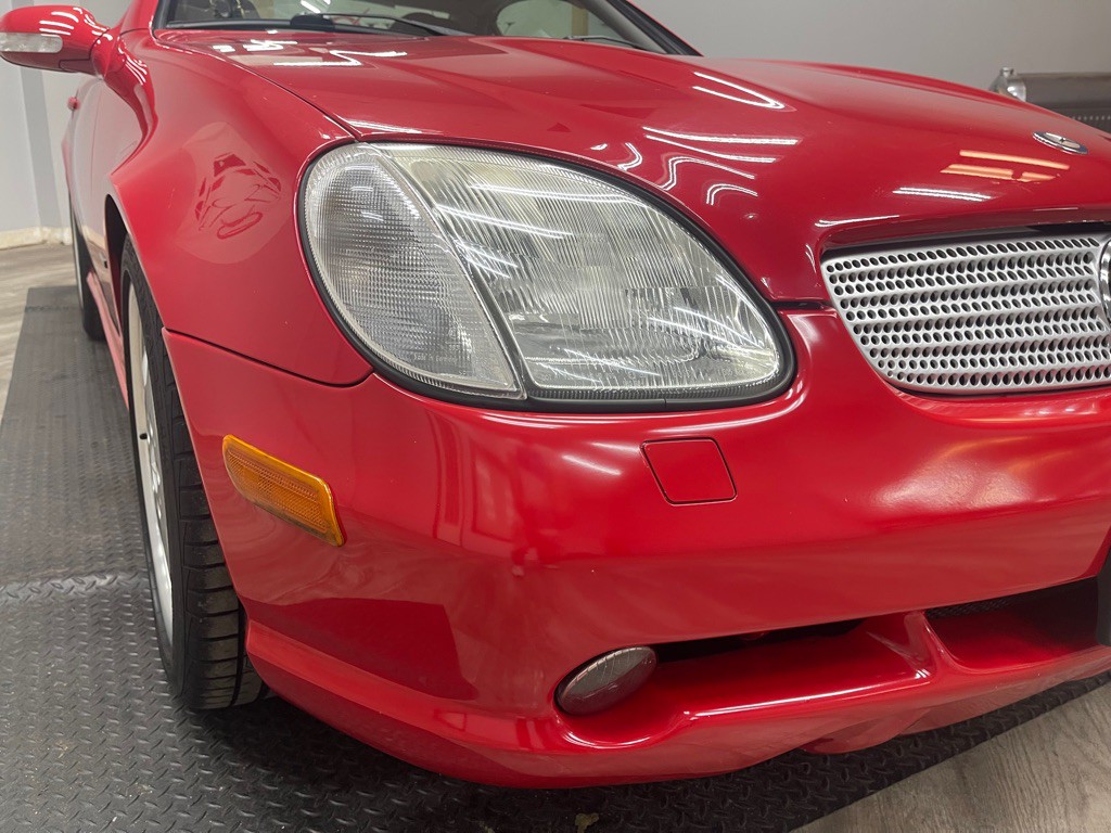 2001 Mercedes-Benz SLK-Class Image 11
