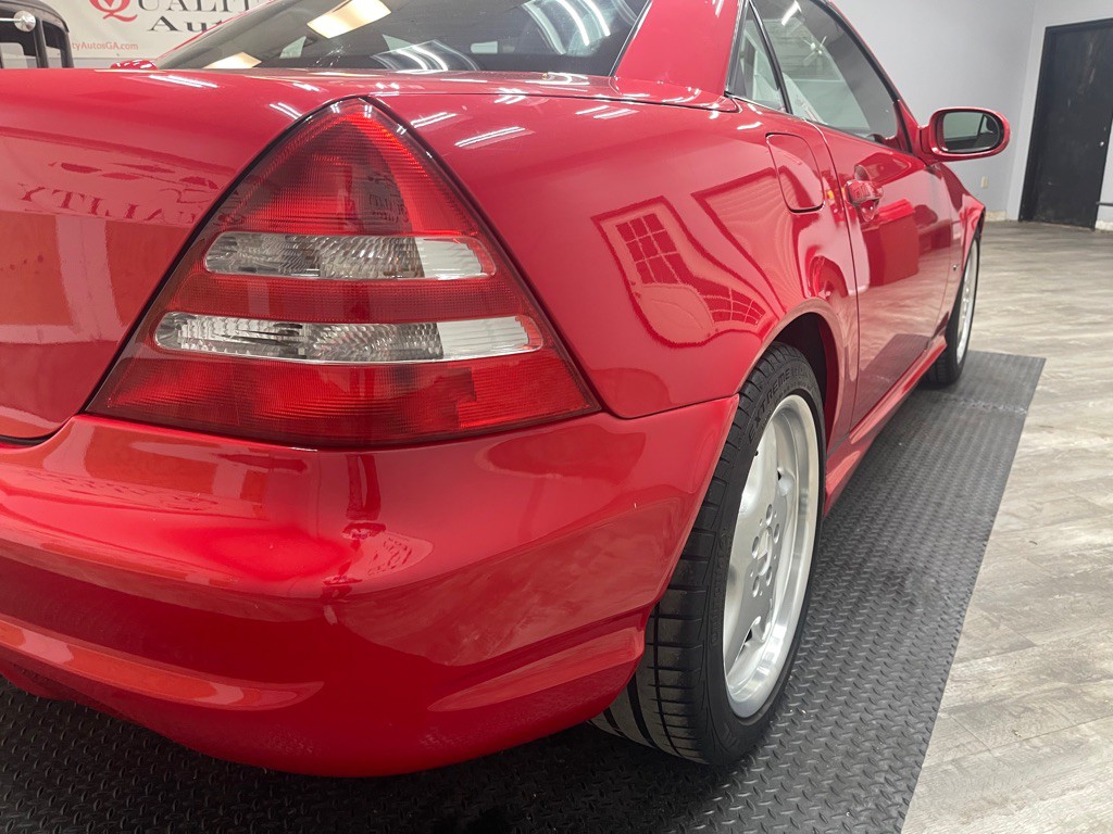 2001 Mercedes-Benz SLK-Class Image 12