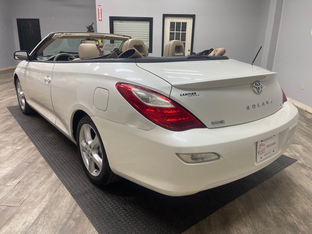 2007 Toyota Camry Image 7