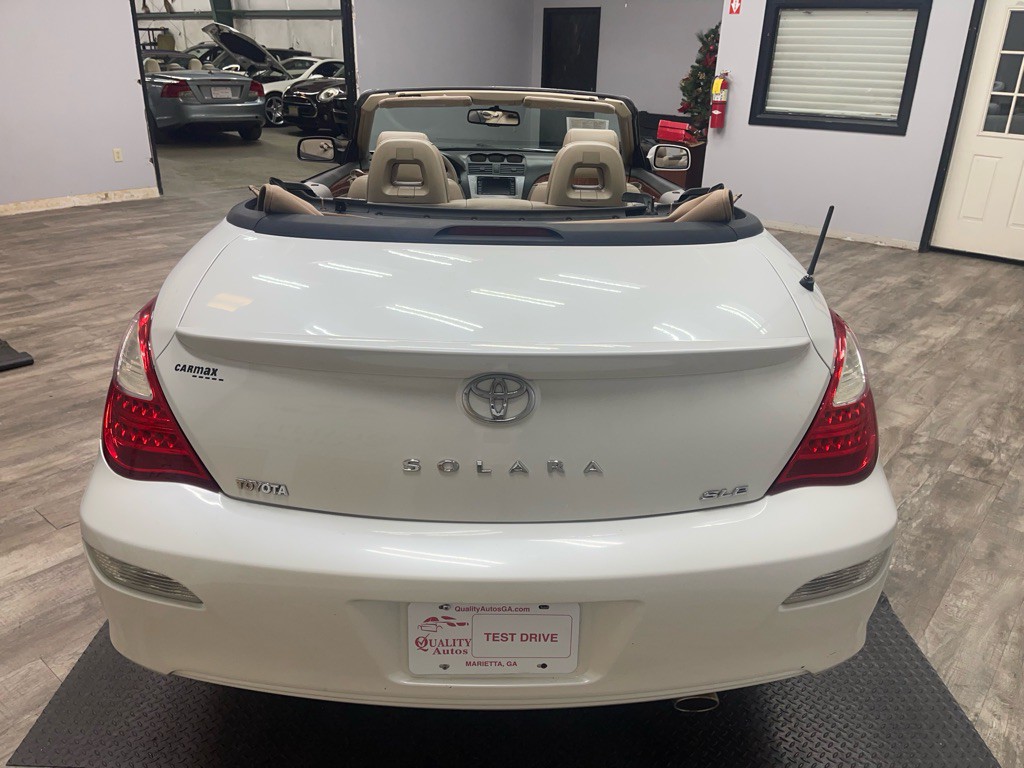 2007 Toyota Camry Image 8