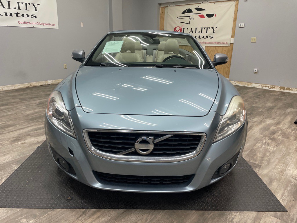 2012 Volvo C70 Image 2