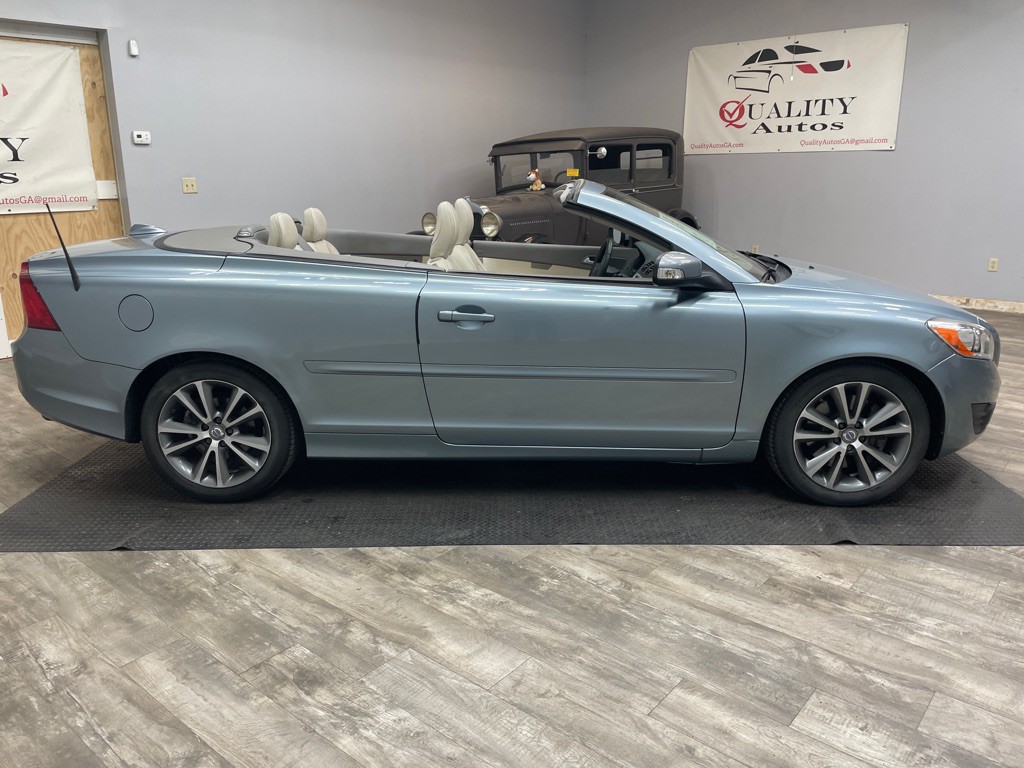 2012 Volvo C70 Image 9