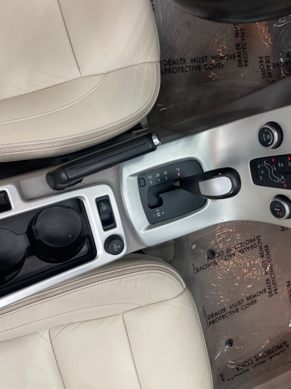 2012 Volvo C70 Image 30