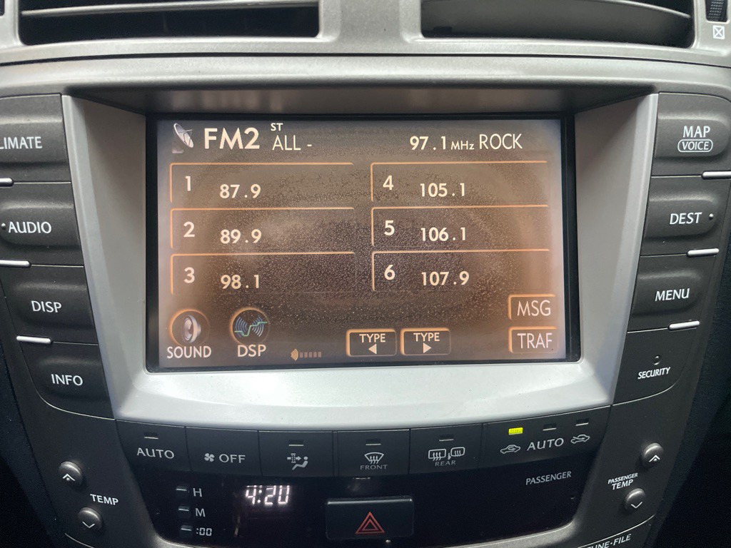 2006 Lexus IS Image 24