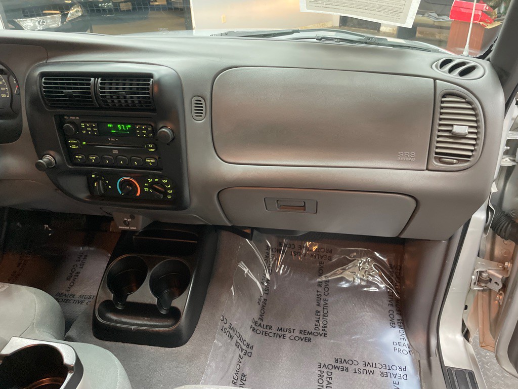 2003 Mazda B-Series Image 31