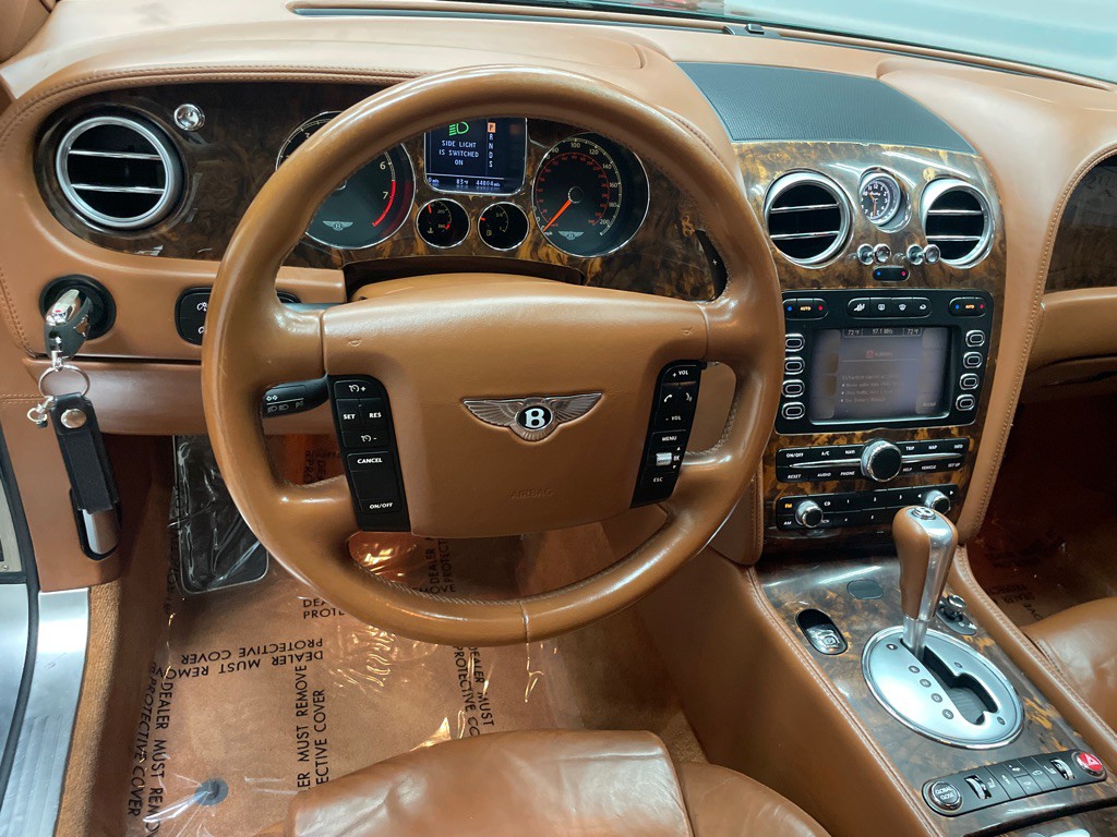 2004 Bentley Continental Image 18