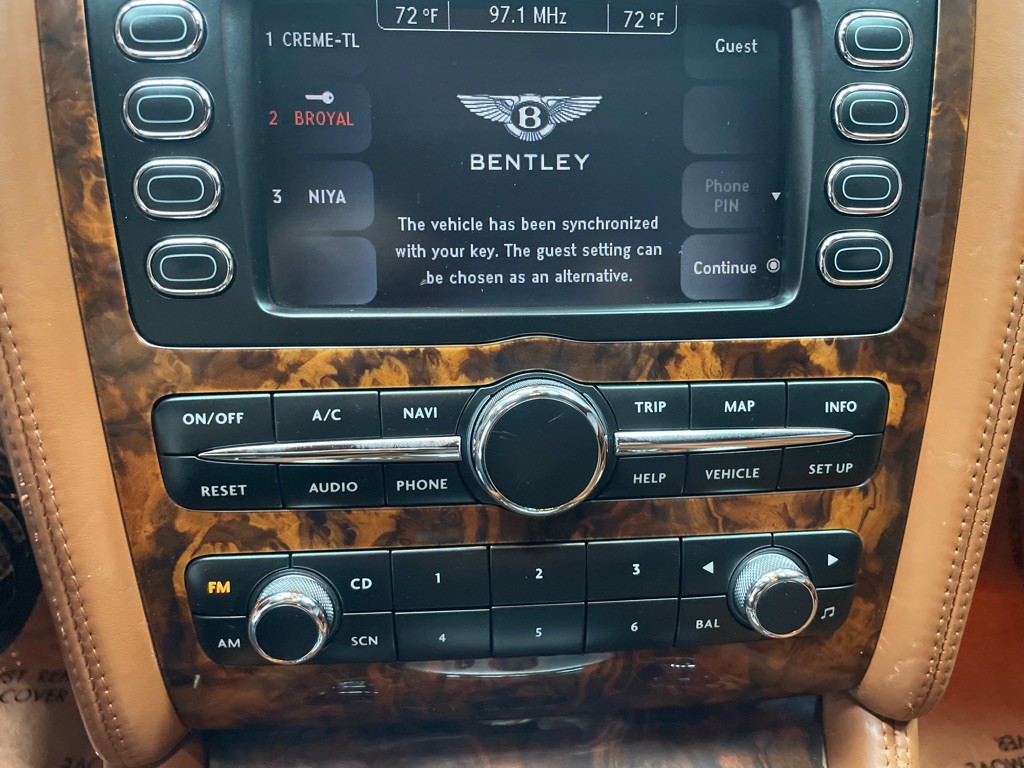 2004 Bentley Continental Image 24
