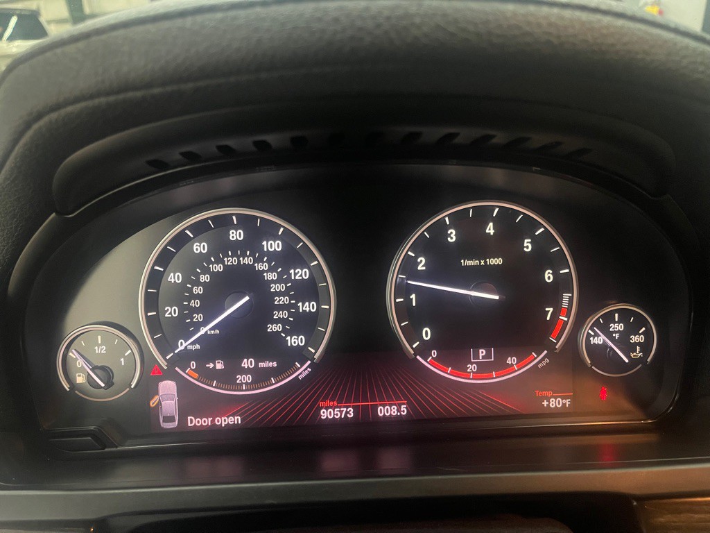 2009 BMW 7 Series Image 30