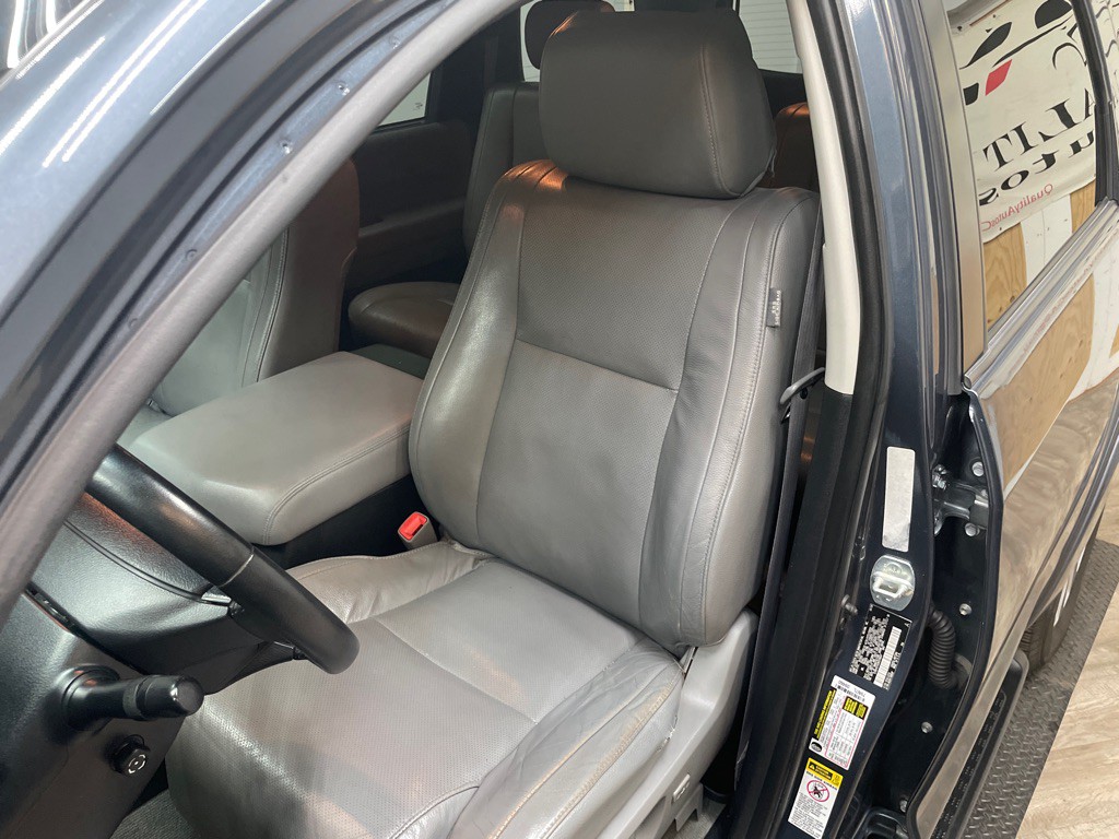 2008 Toyota Sequoia Image 19