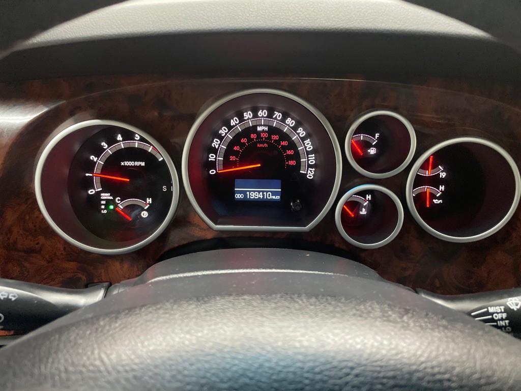 2008 Toyota Sequoia Image 21