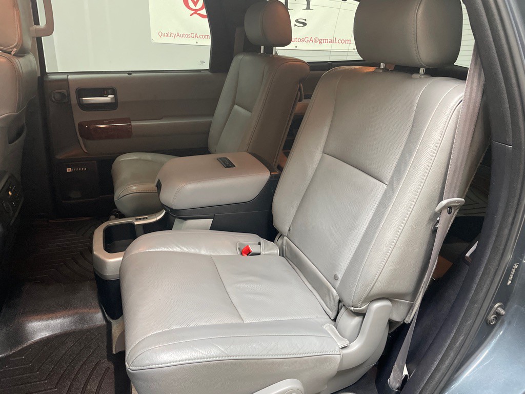 2008 Toyota Sequoia Image 33