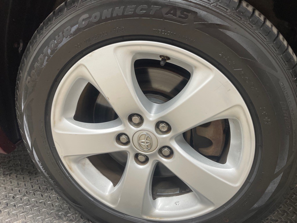 2015 Toyota Sienna Image 47