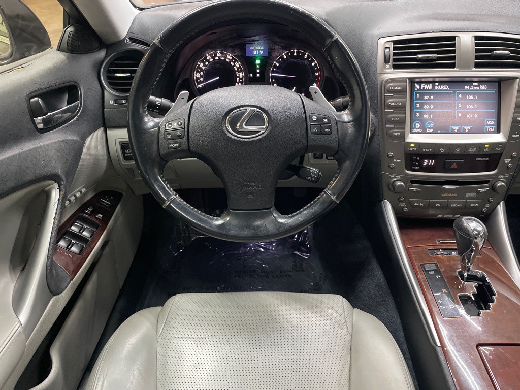 2007 Lexus IS Image 19
