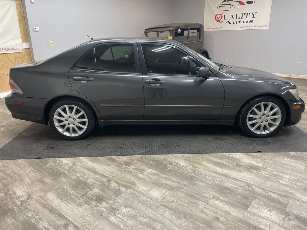 2004 Lexus IS Image 12