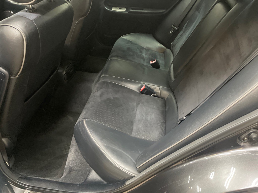 2004 Lexus IS Image 31