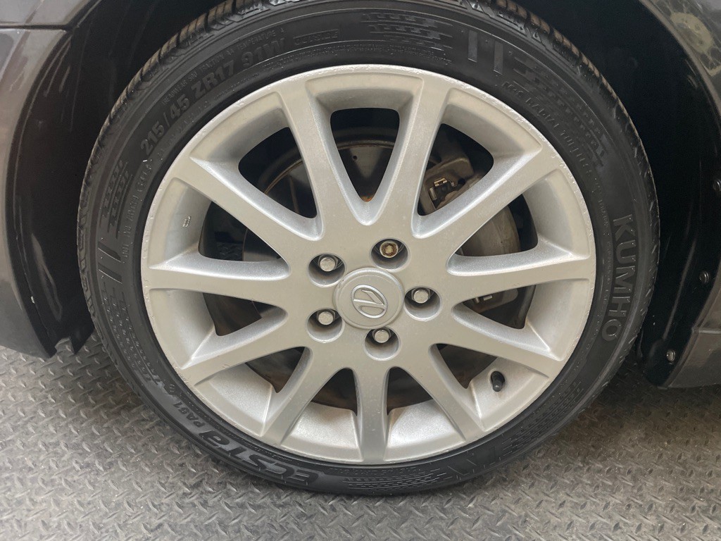 2004 Lexus IS Image 50