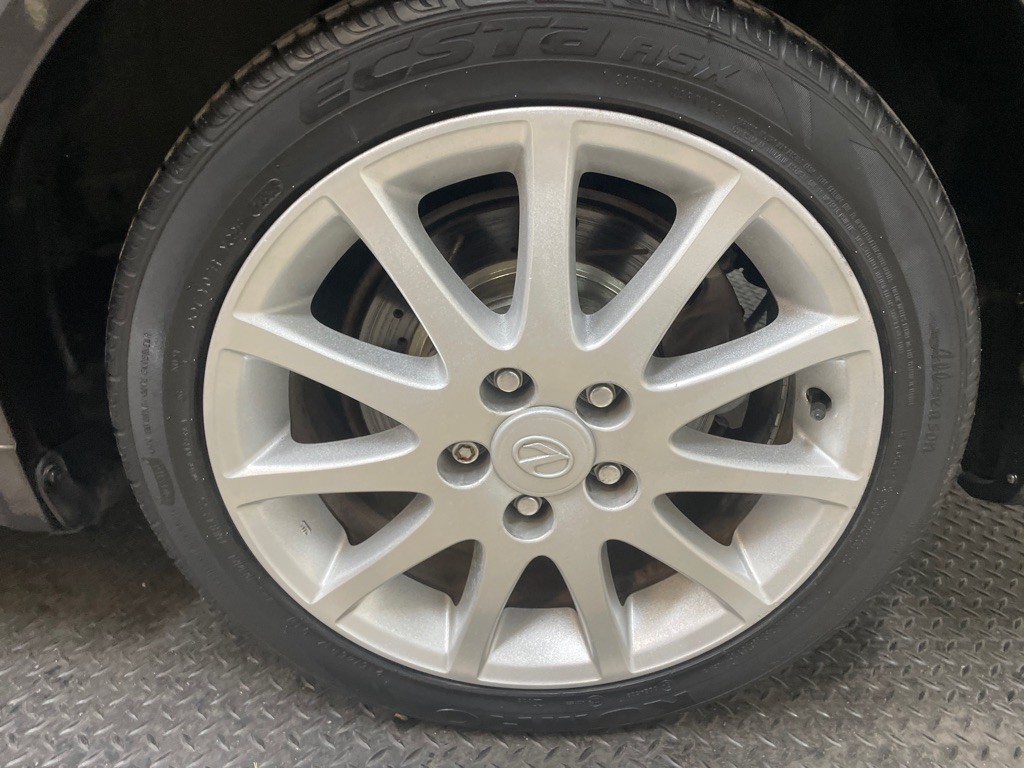 2004 Lexus IS Image 51