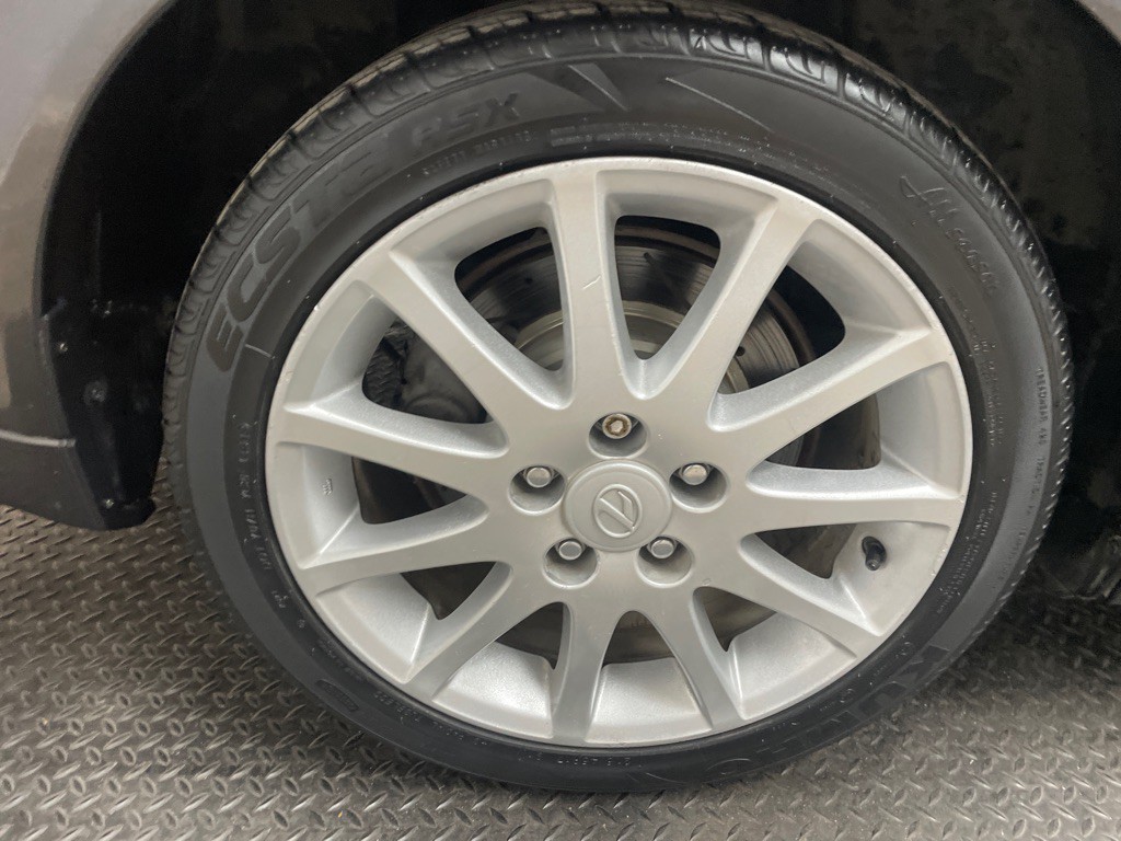 2004 Lexus IS Image 52