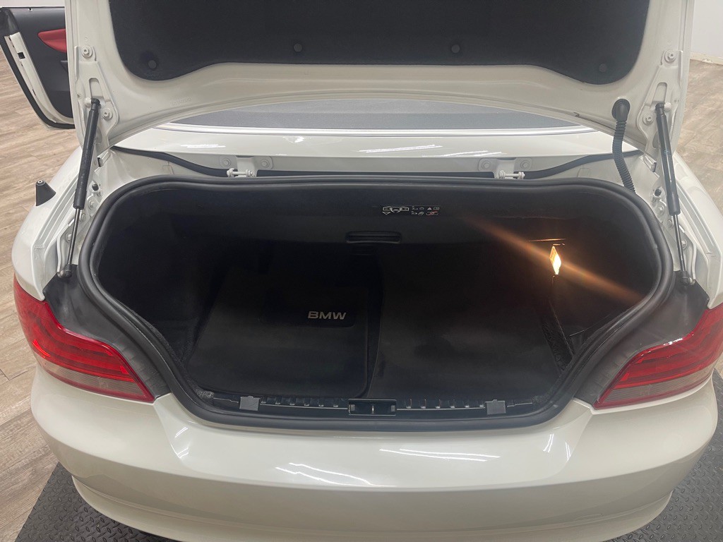 2013 BMW 1 Series Image 30