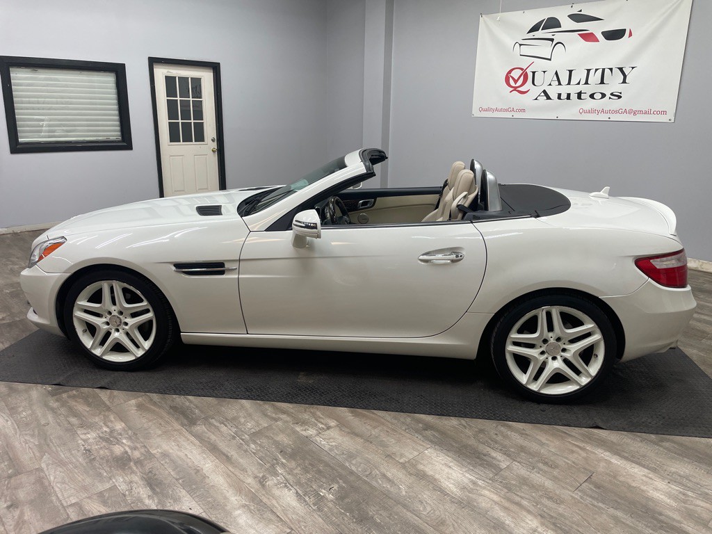 2013 Mercedes-Benz SLK-Class Image 8
