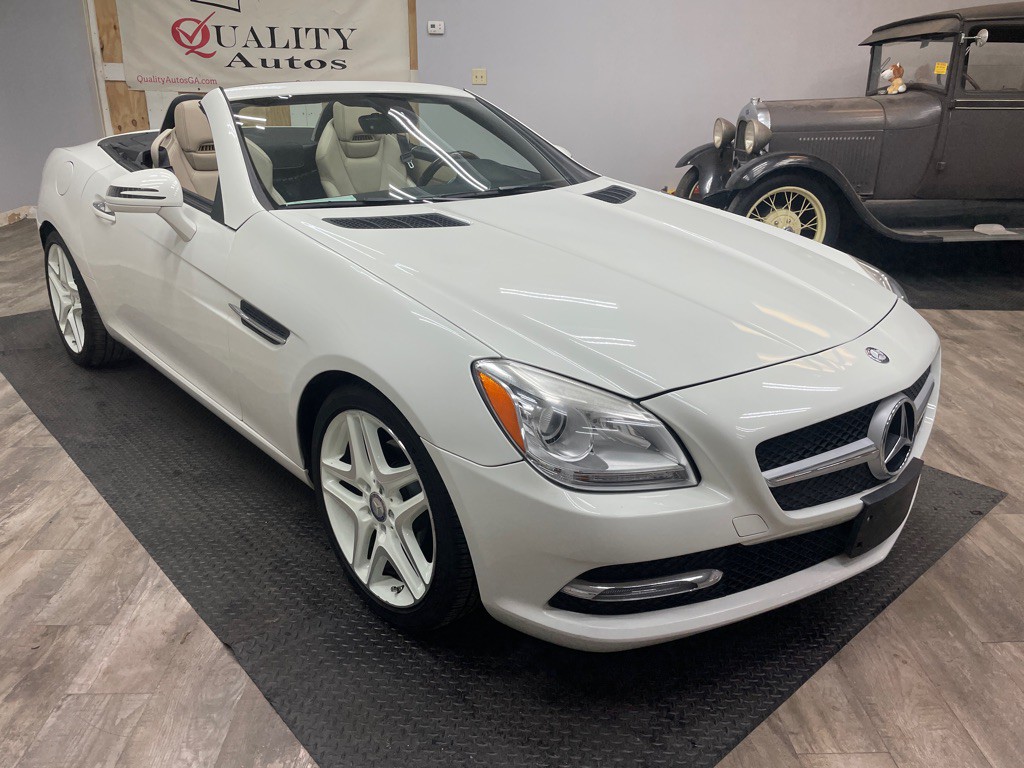 2013 Mercedes-Benz SLK-Class Image 12