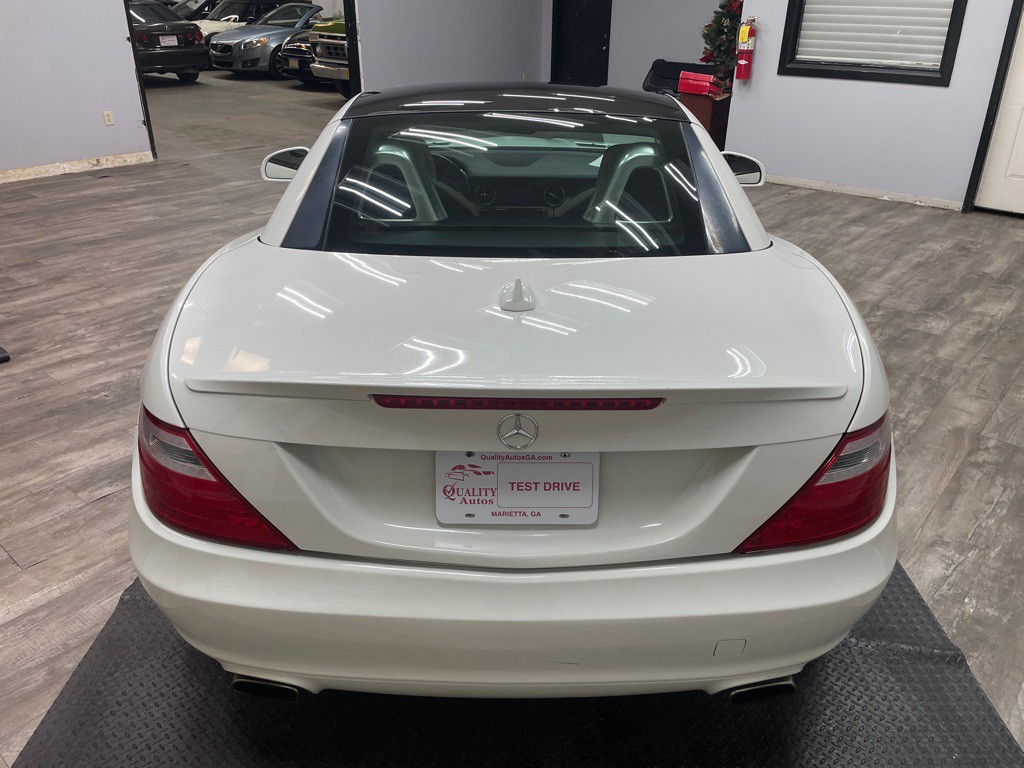 2013 Mercedes-Benz SLK-Class Image 17