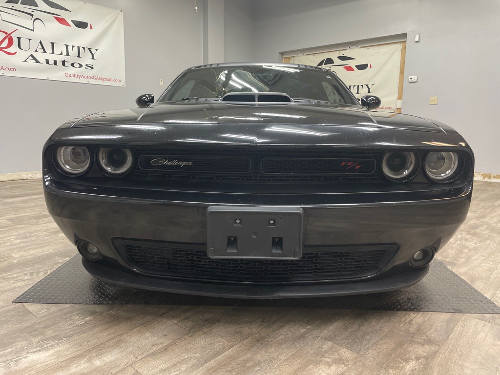 2016 Dodge Challenger Image 15