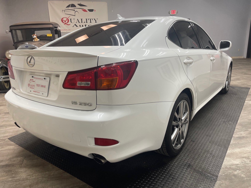 2008 Lexus IS Image 7