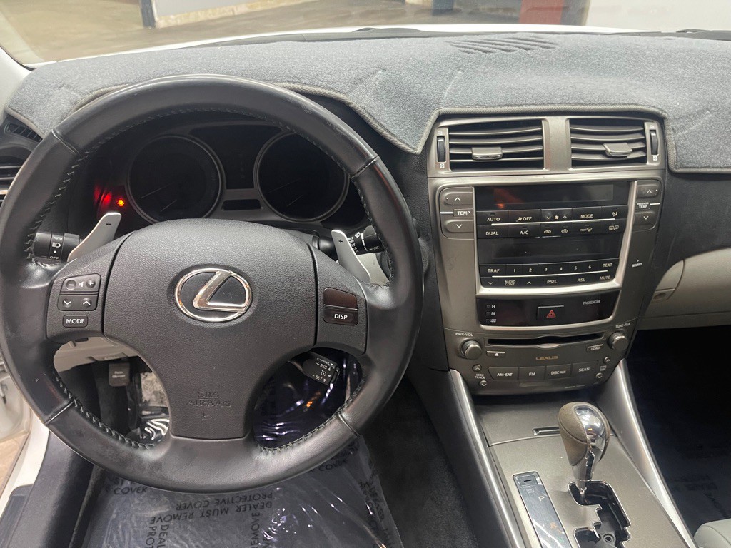 2008 Lexus IS Image 26