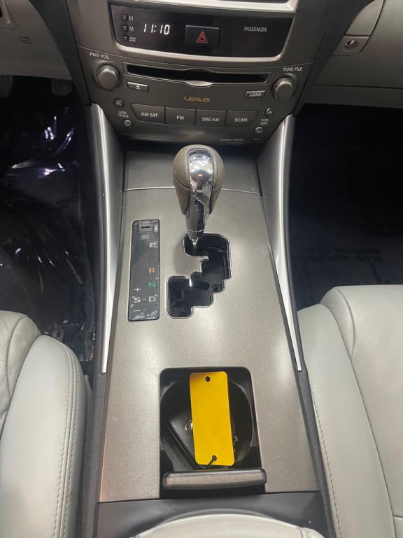2008 Lexus IS Image 28