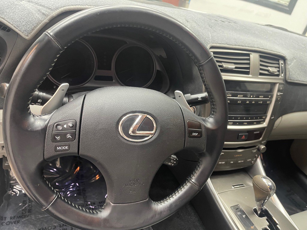 2008 Lexus IS Image 31