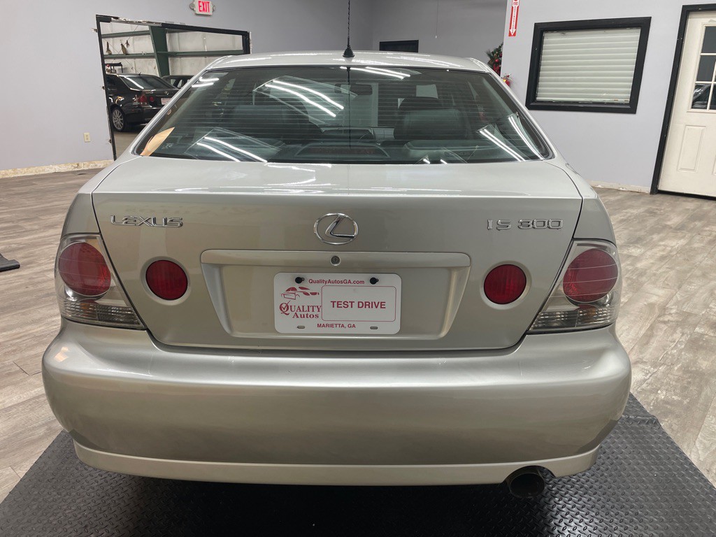 2001 Lexus IS Image 8