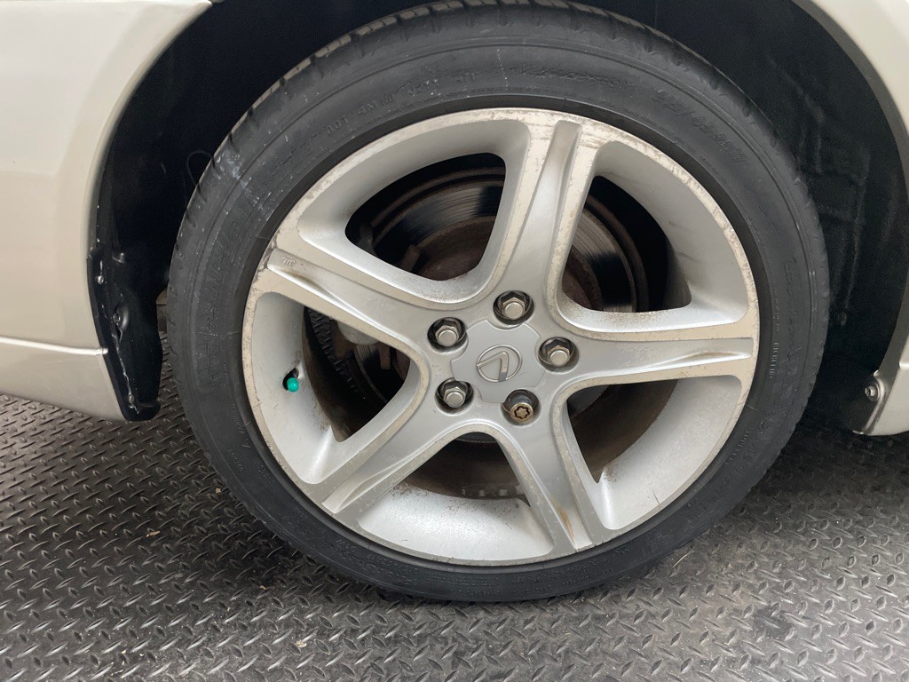 2001 Lexus IS Image 48