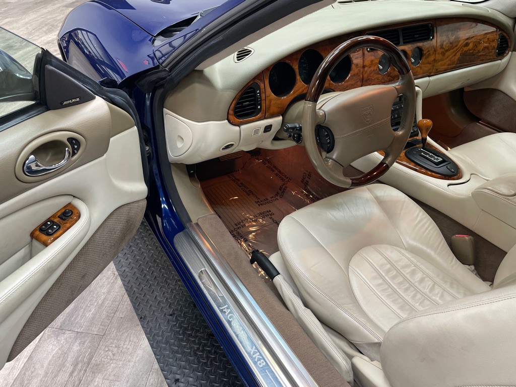2003 Jaguar XK-Series Image 4