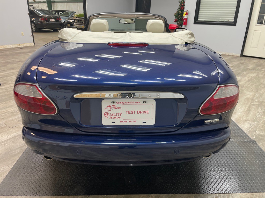 2003 Jaguar XK-Series Image 10