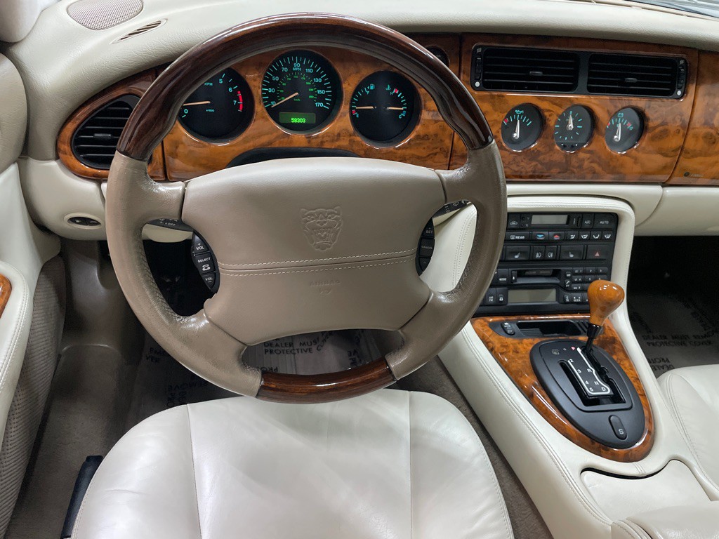 2003 Jaguar XK-Series Image 26