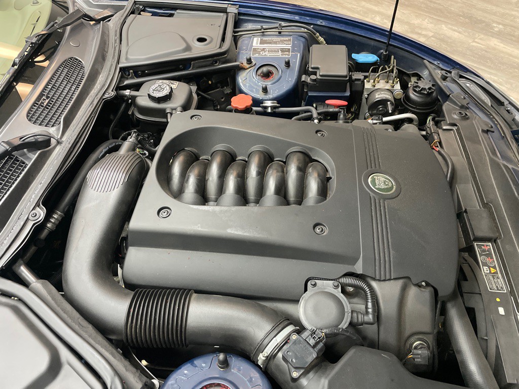 2003 Jaguar XK-Series Image 49