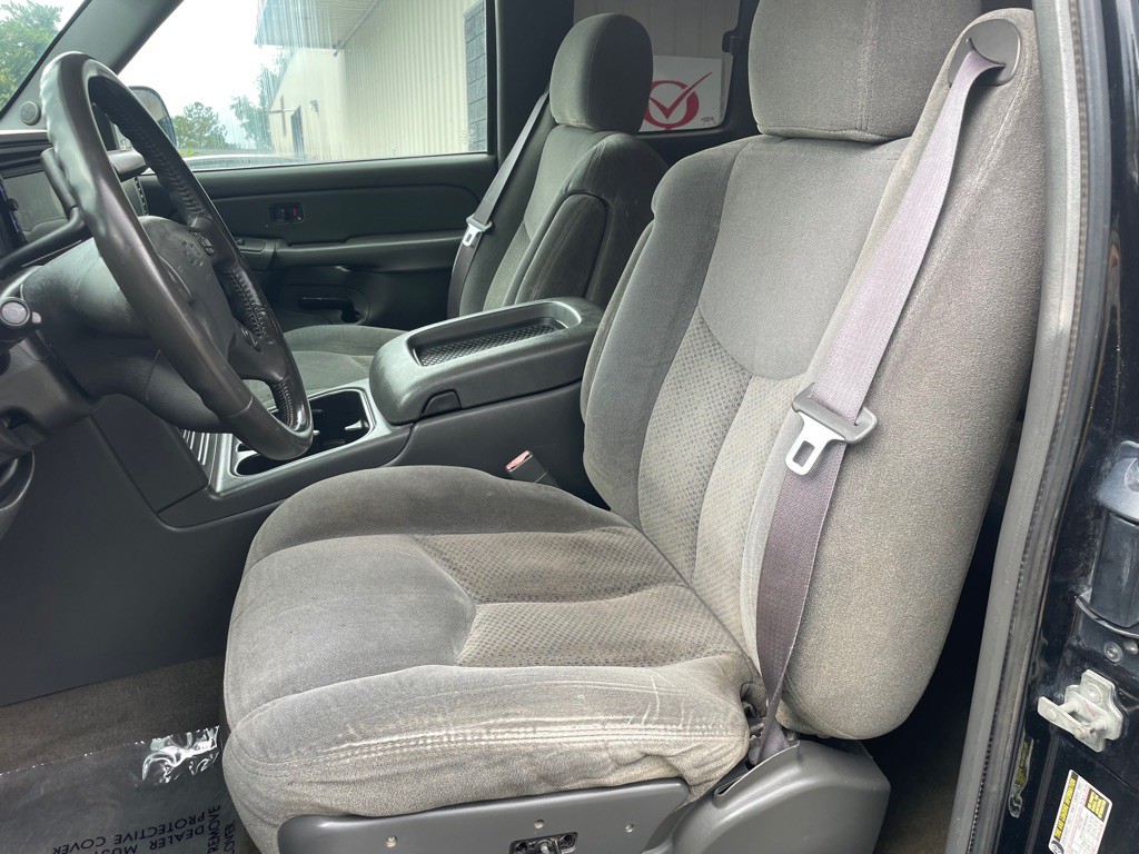 2004 Chevrolet Silverado 1500 Image 5