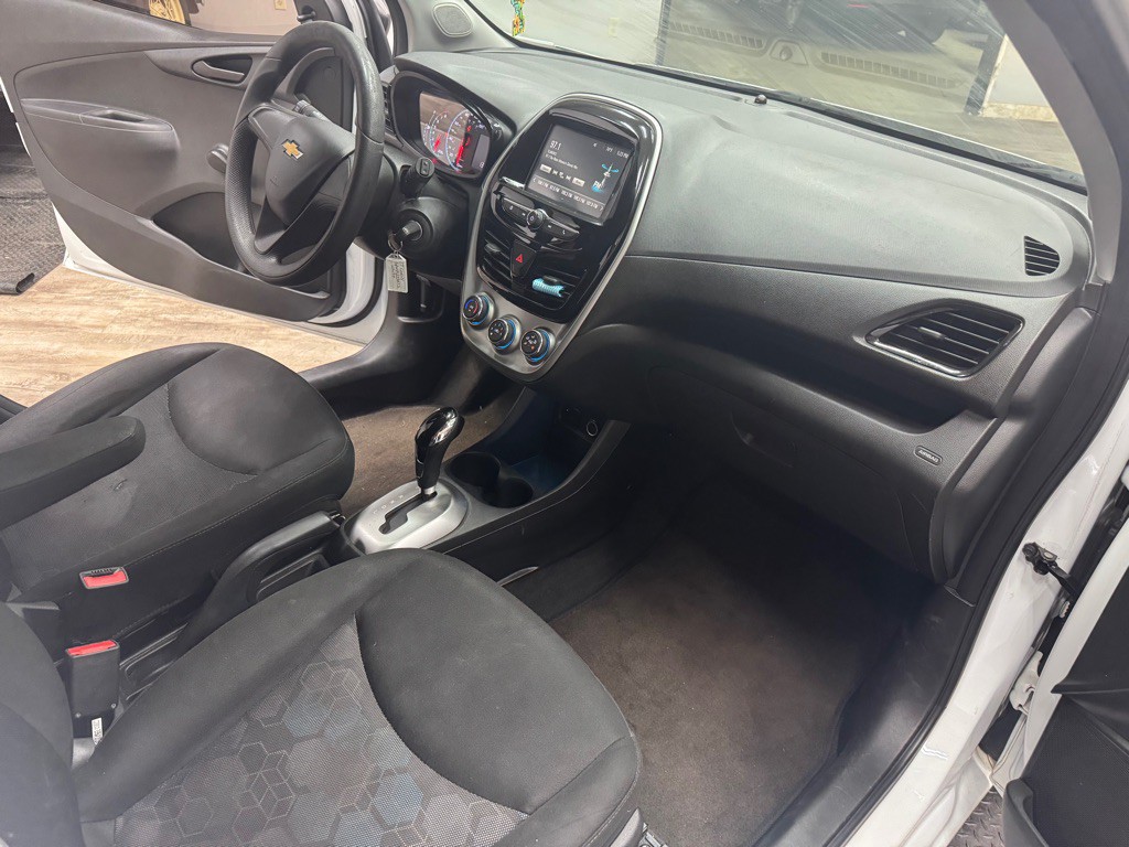 2017 Chevrolet Spark Image 18