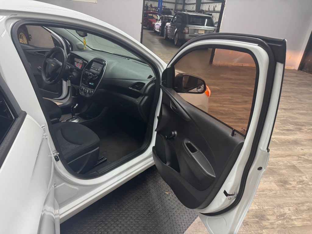 2017 Chevrolet Spark Image 20