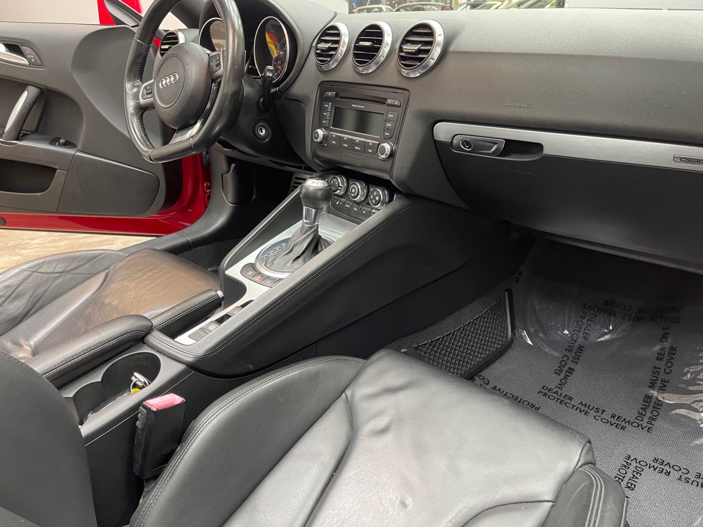 2009 Audi TT Image 30
