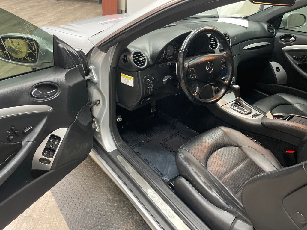 2007 Mercedes-Benz CLK-Class Image 4