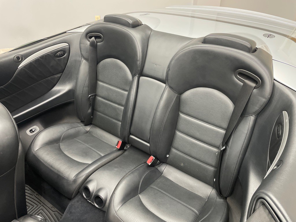 2007 Mercedes-Benz CLK-Class Image 36