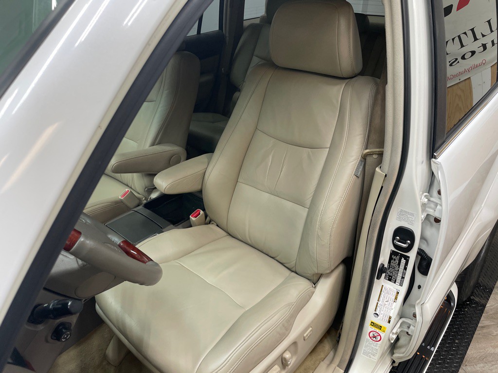 2009 Lexus GX Image 19