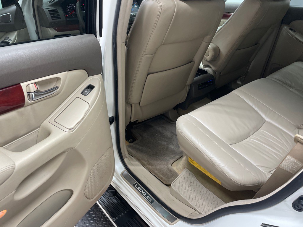 2009 Lexus GX Image 30